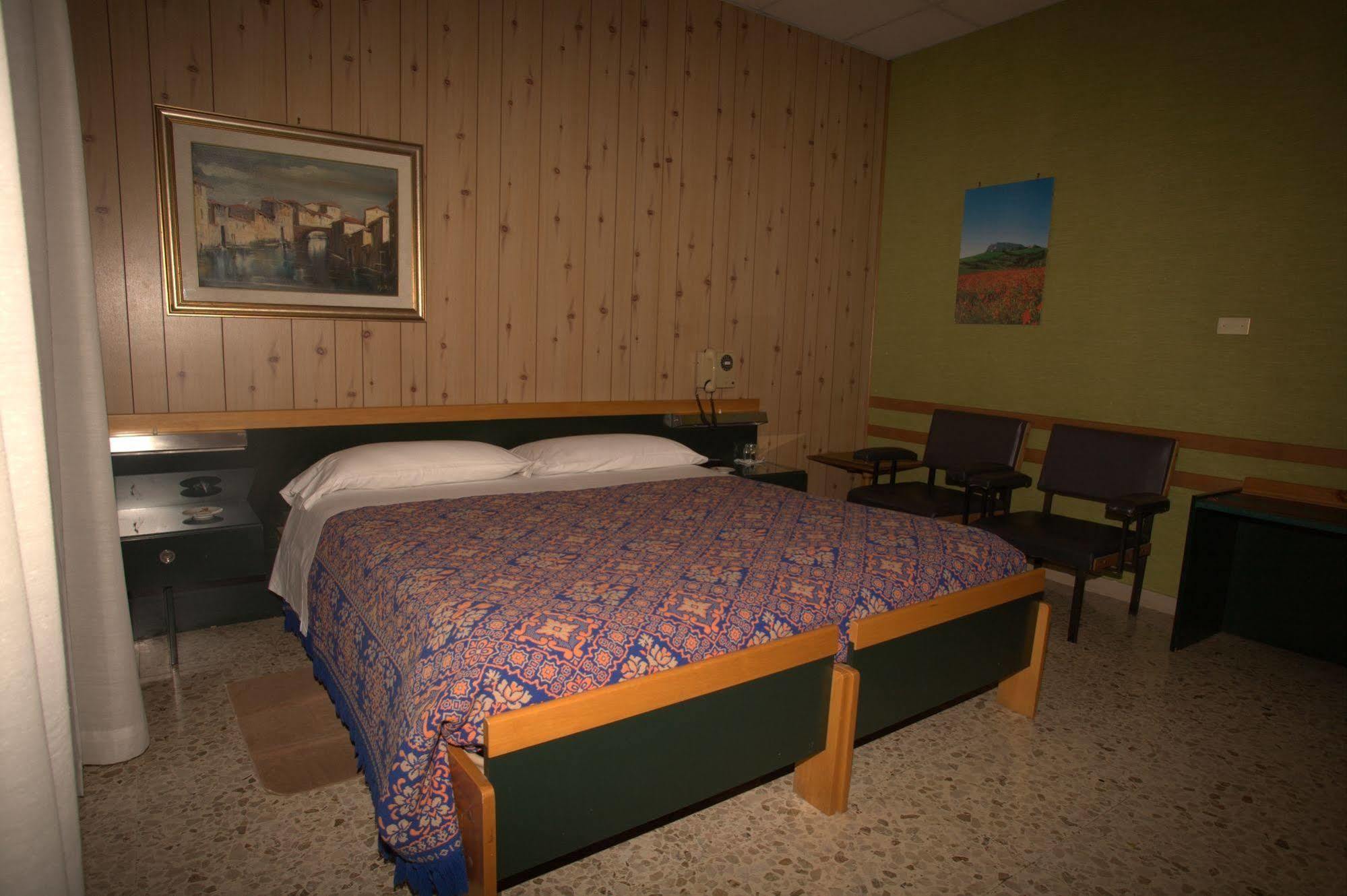 Hotel Quercia Antica San Marino Esterno foto